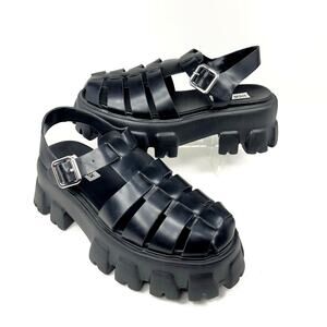 Steve Madden Echo Chunky Platform Fisherman Sandals